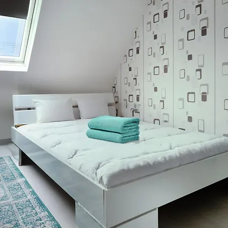 Juel Boardinghouse Apart Otel