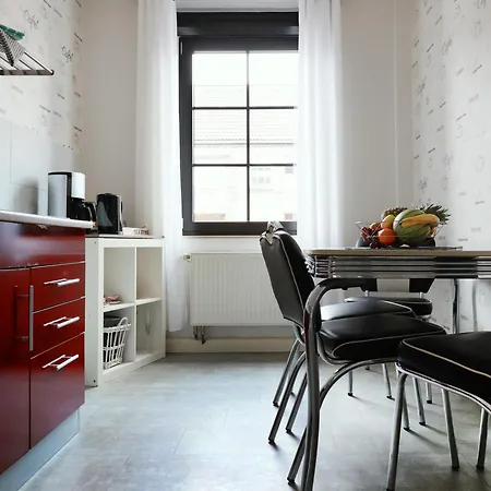 Juel Boardinghouse מלון דירות Jülich